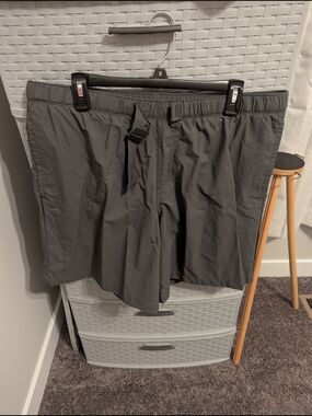 Columbia Men's Charcoal Gray Athletic Drawstring Shorts